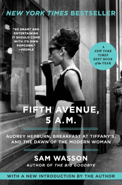 Book cover of Fifth Avenue, 5 A.M.