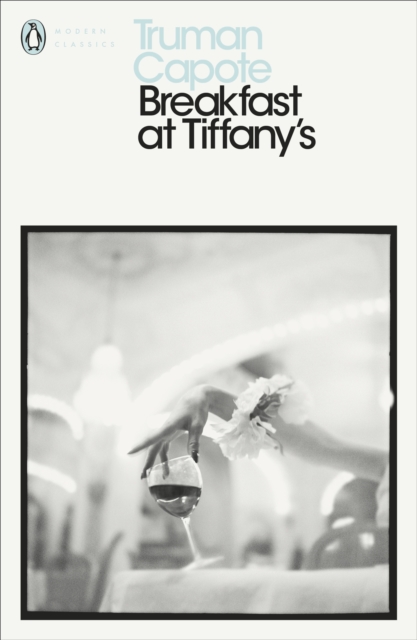 Book cover of Breakfast at Tiffany's