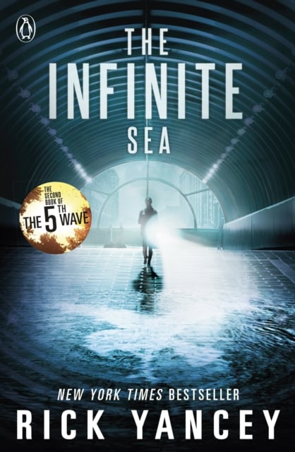 Book cover of The 5th Wave: The Infinite Sea (Book 2)