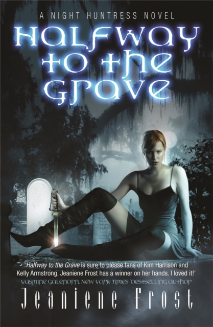 Book cover of Halfway to the Grave