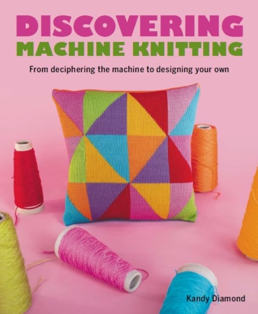 Book cover of Discovering Machine Knitting