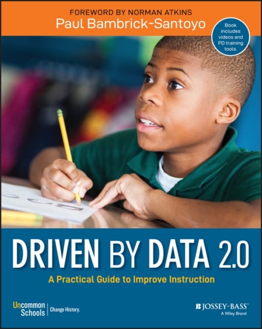 Book cover of Driven by Data 2.0