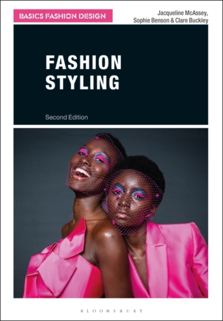 Book cover of Fashion Styling