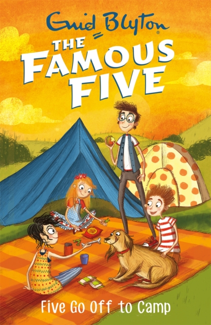Book cover of Famous Five: Five Go Off To Camp