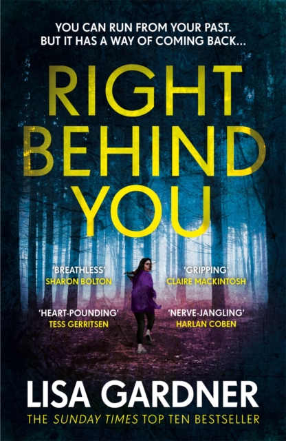 Book cover of Right Behind You