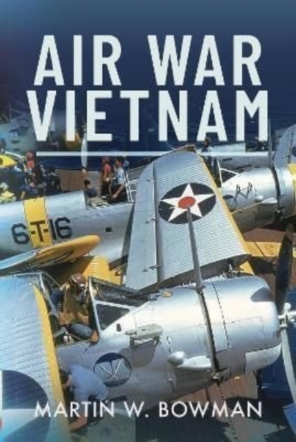 Book cover of Air War Vietnam