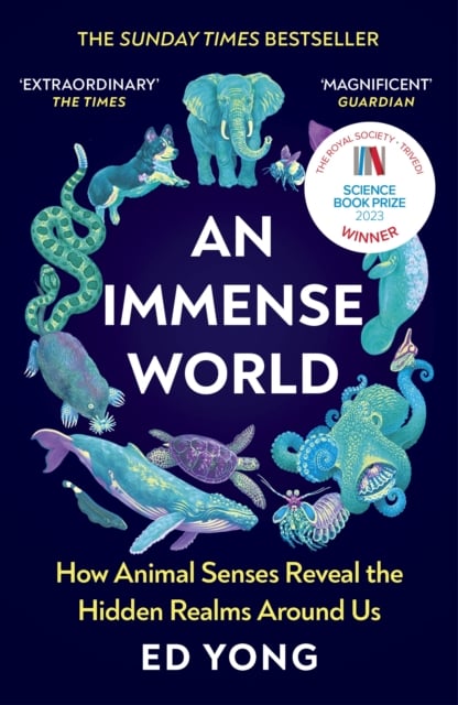 Book cover of An Immense World