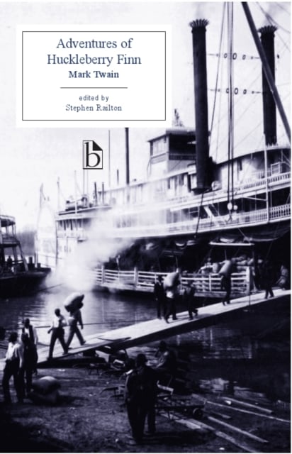 Book cover of Adventures of Huckleberry Finn