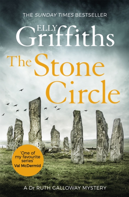 Book cover of The Stone Circle