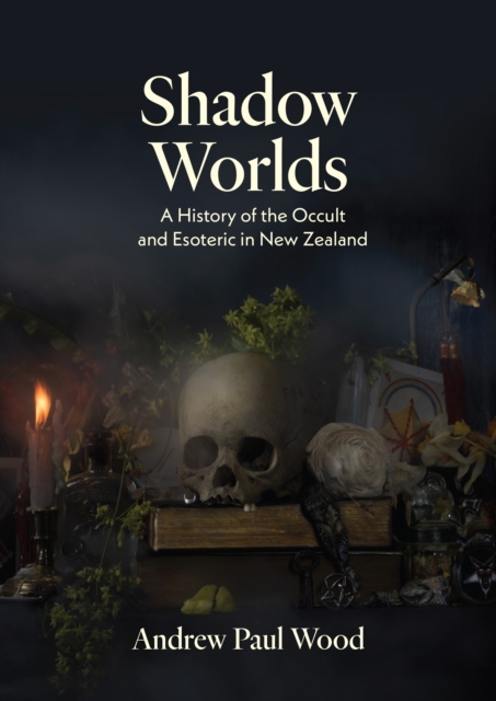 Book cover of Shadow Worlds